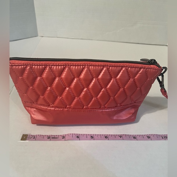 Lug Quilted coral Cosmetic Wristlet - Picture 5 of 6